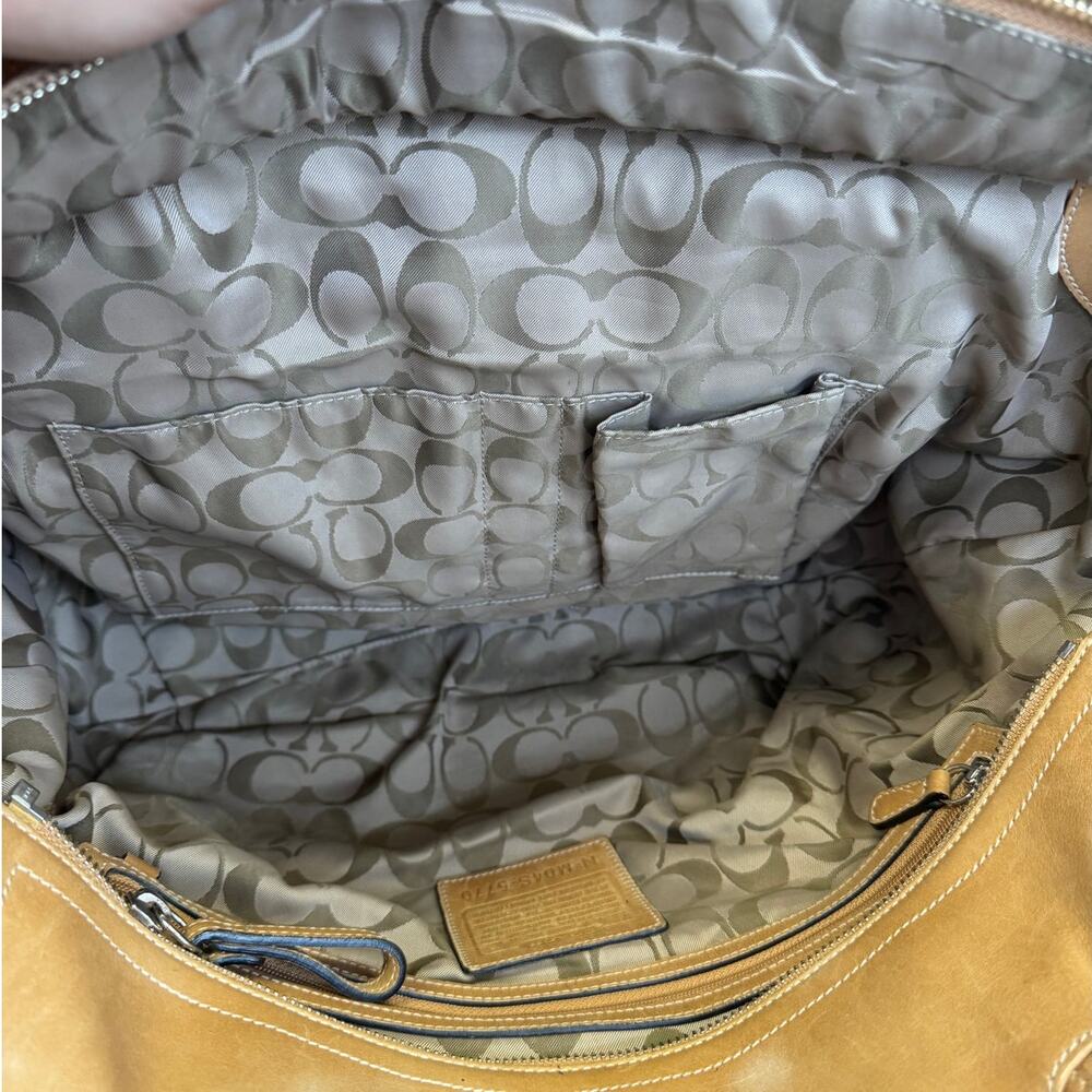 Coach  X-Large Leather Soho Shoulder Bag Y2K Buckle - Picture 3 of 5